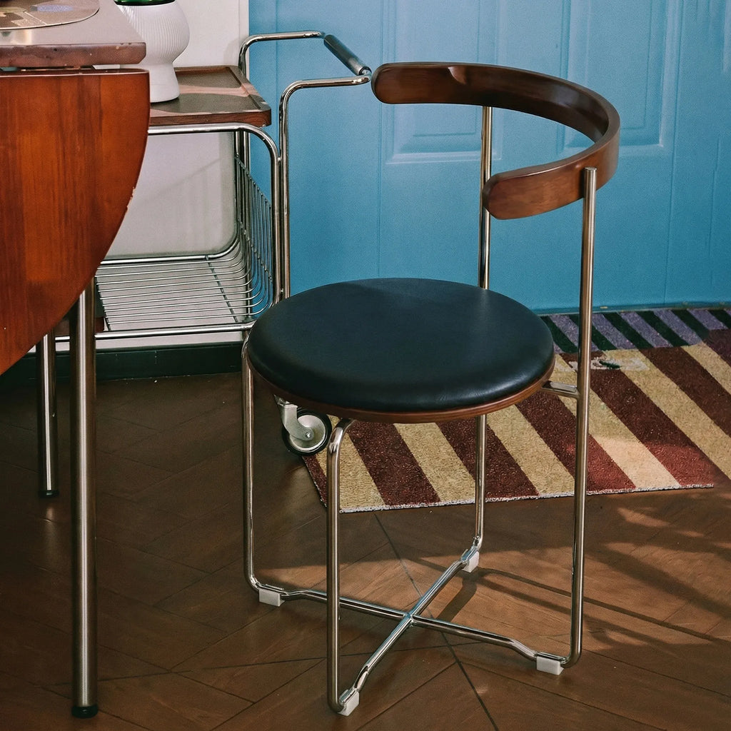 Houseguest Folding Chair