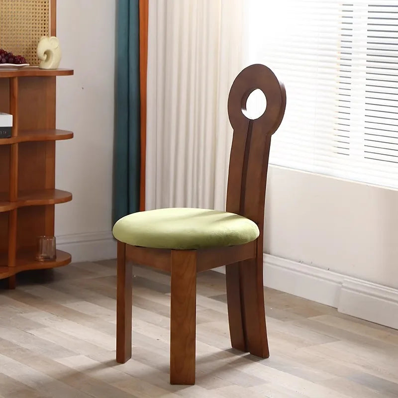 Peekaboo Chair