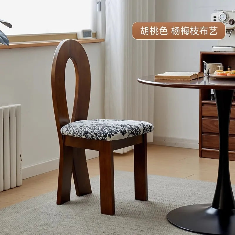 Peekaboo Chair