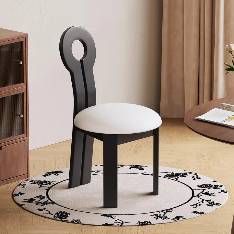 Peekaboo Chair